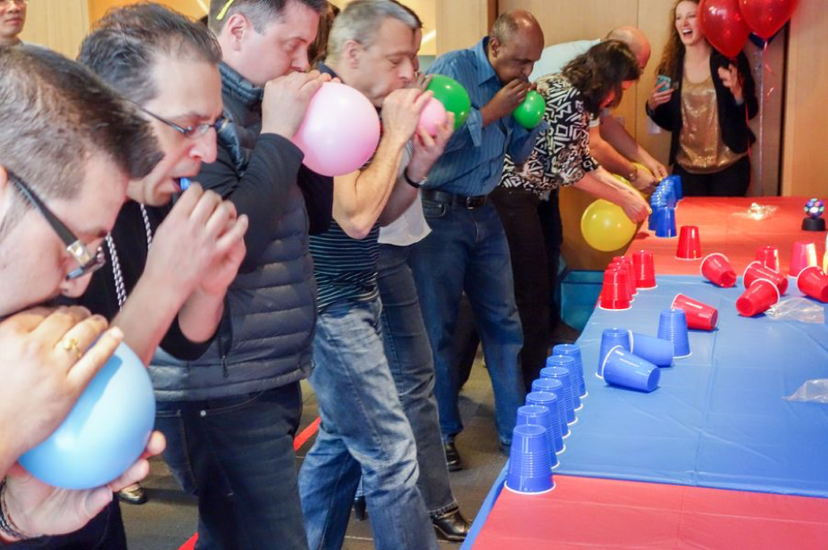BALLON BLOWING GAME